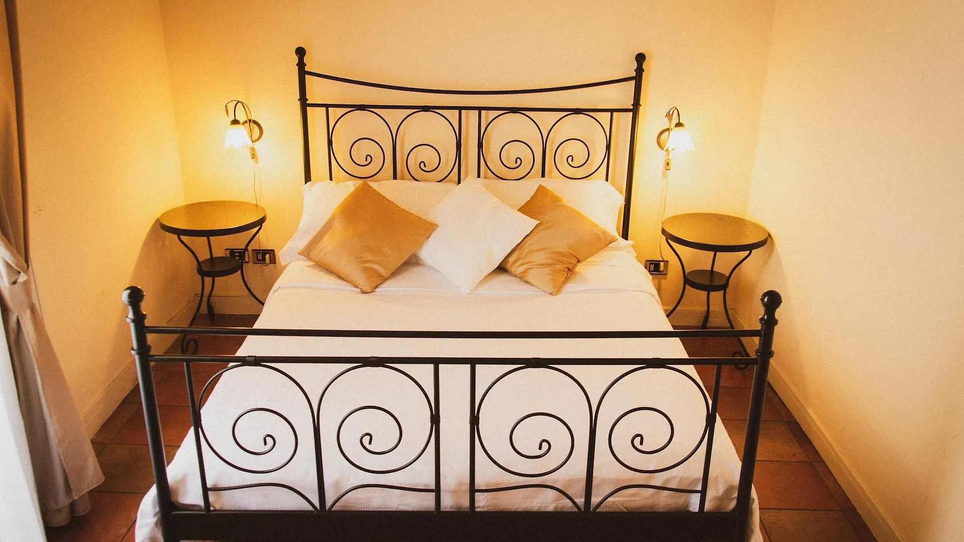 Antica Dimora Caruso Bed & Breakfast Catania 3*,
