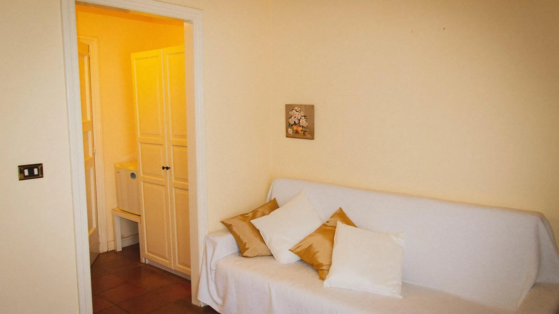 Antica Dimora Caruso Bed & Breakfast Catania 3*,  Italy